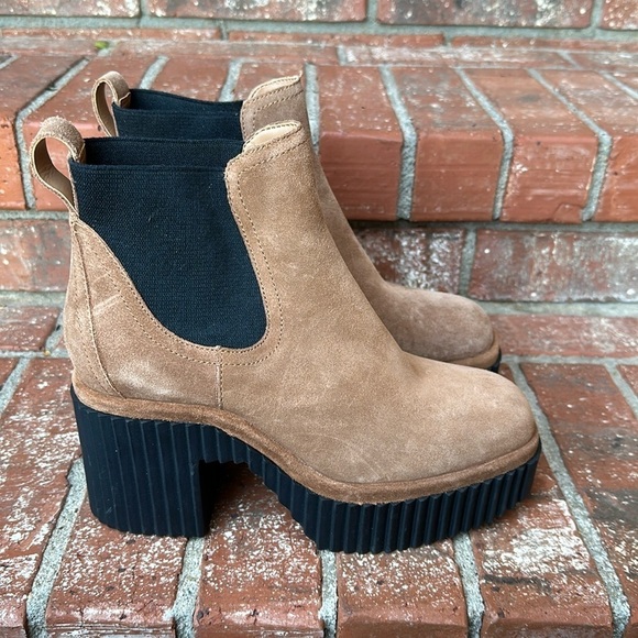 Gianni Bini Women's Ryker Suede Lug Sole Platform Booties Size 9.5 - Picture 1 of 8